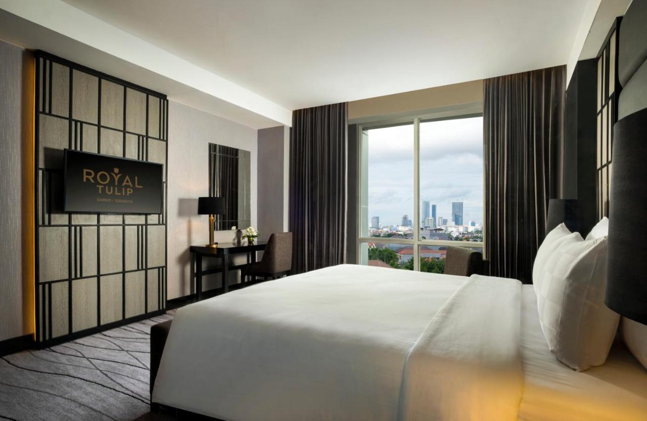 Grand Swiss-Belhotel Darmo Surabaya Exterior foto