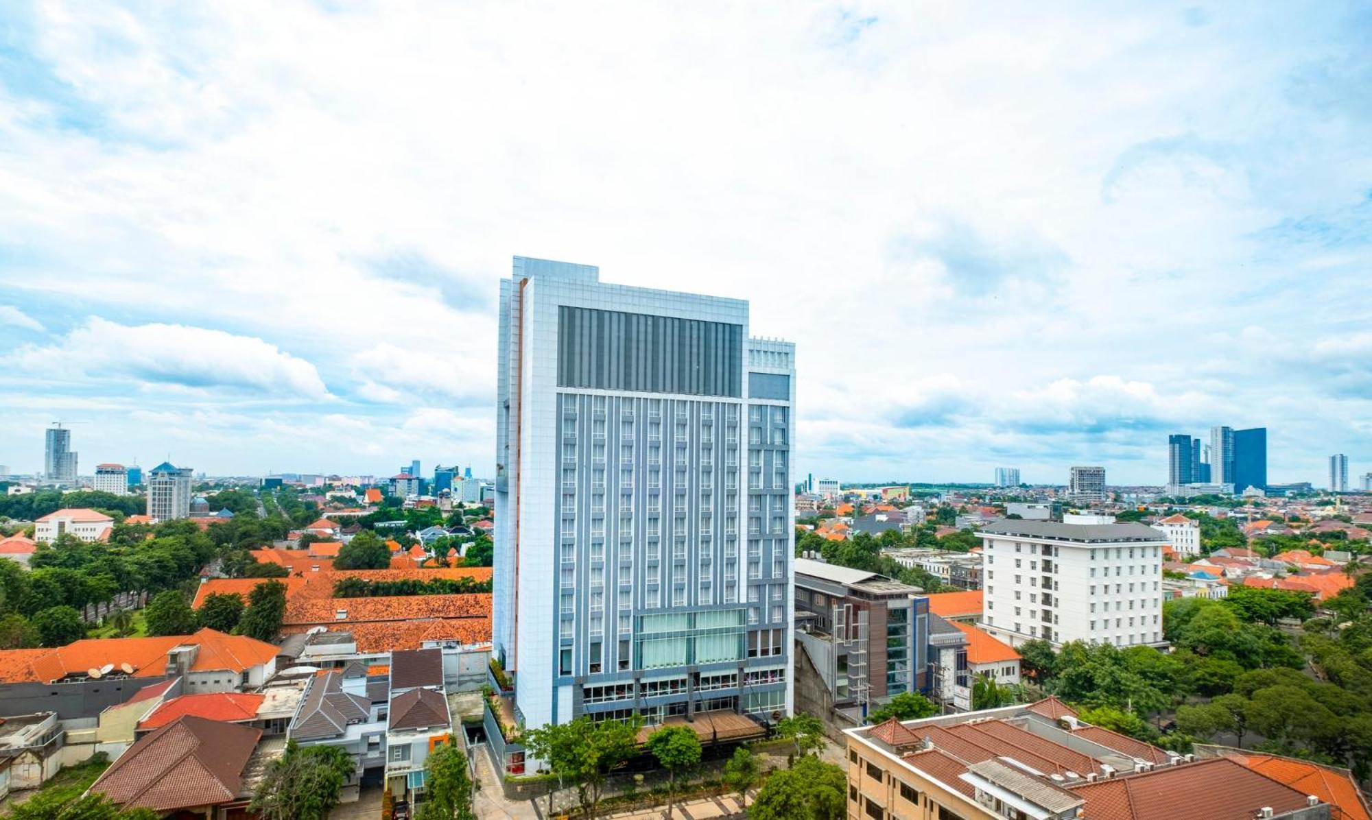 Grand Swiss-Belhotel Darmo Surabaya Exterior foto